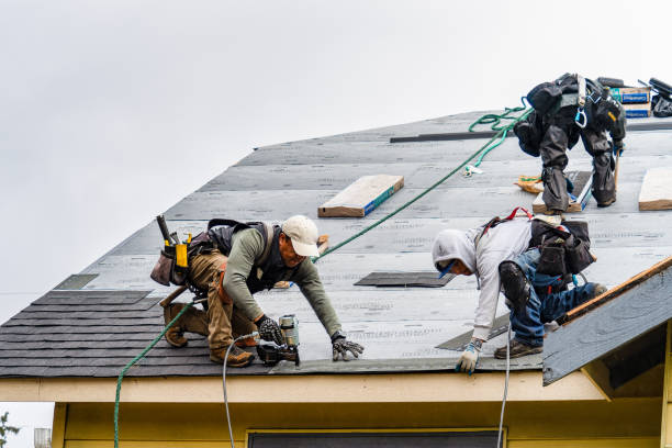 Professional Gutter Installation technician working in Gillette, NJ